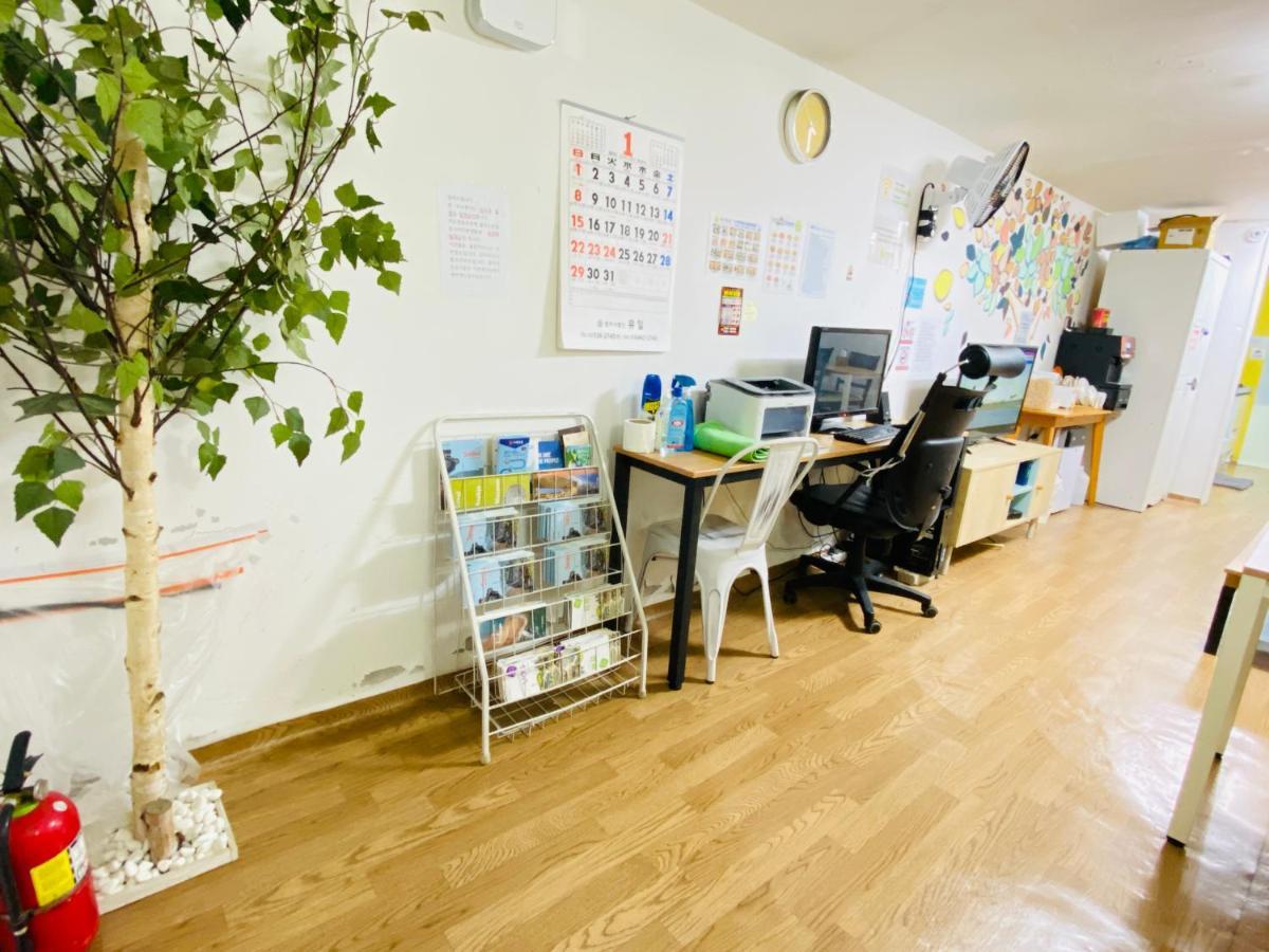 Aroha Guesthouse Seoul Station Zewnętrze zdjęcie