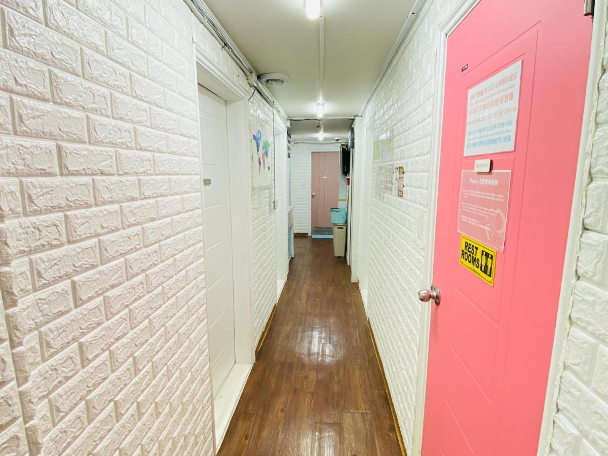 Aroha Guesthouse Seoul Station Zewnętrze zdjęcie