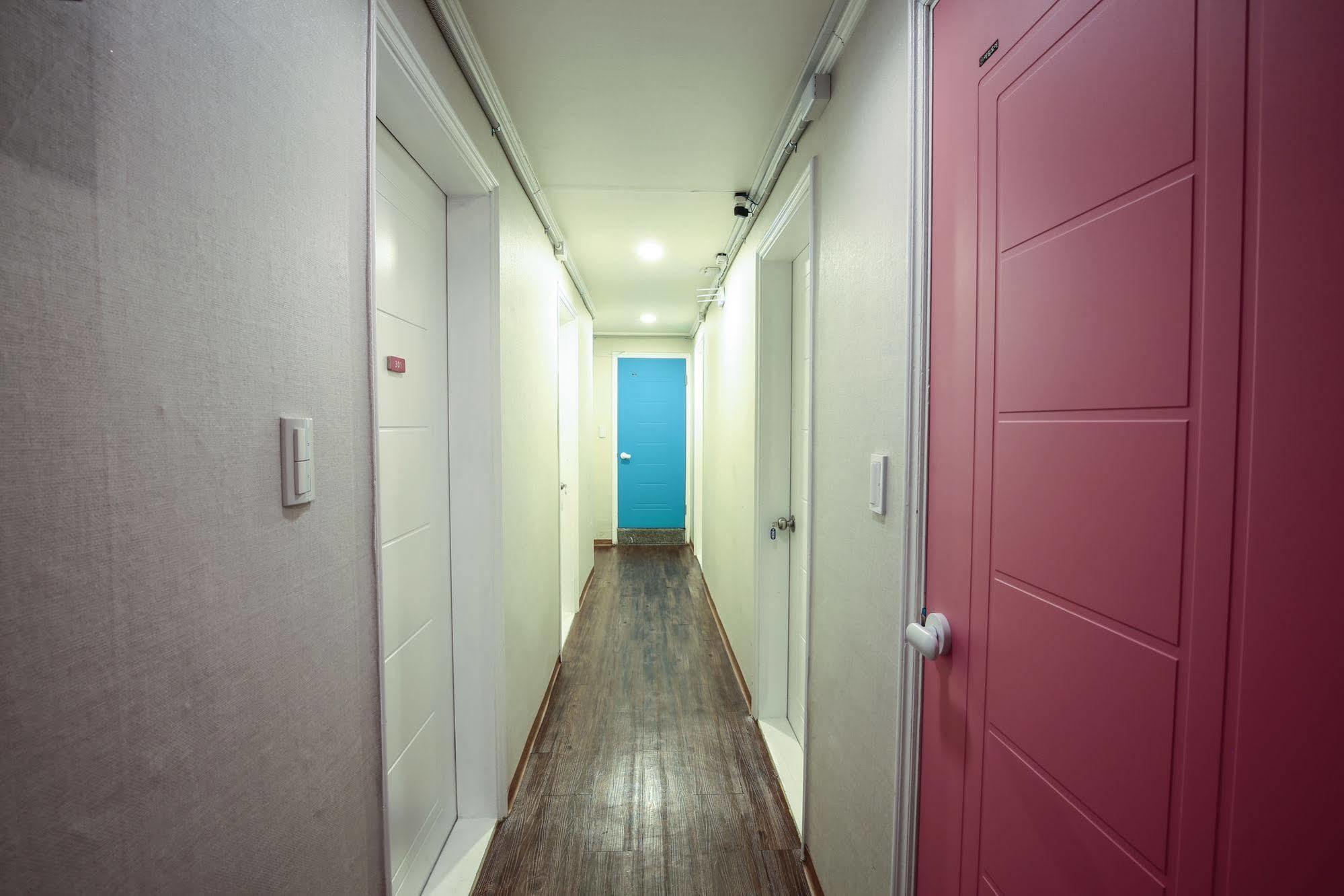 Aroha Guesthouse Seoul Station Zewnętrze zdjęcie